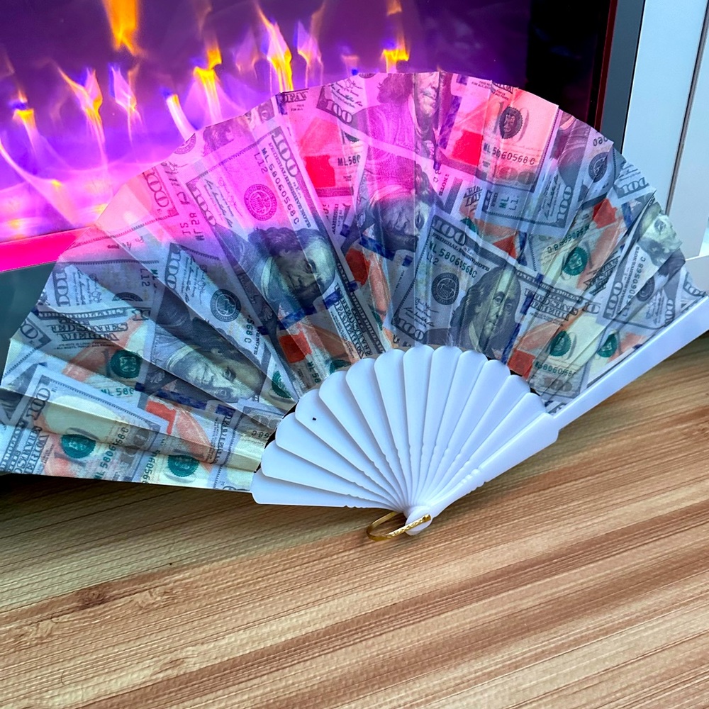 NWT Money Hundreds Fan - handheld, clack festival, music, heat, fun fan